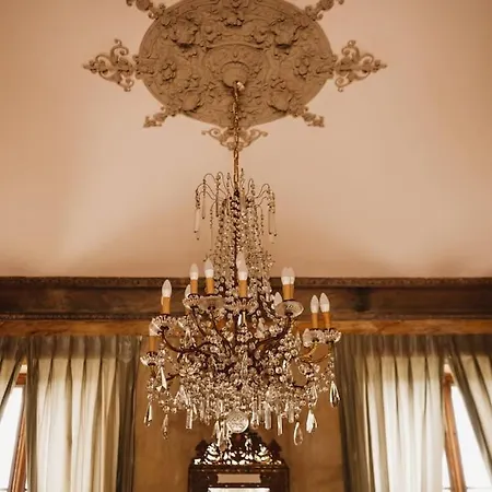 Chateau Couffins Tatil Evi *