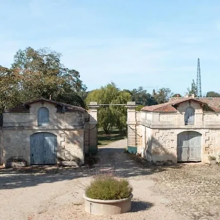 Chateau Couffins Asques