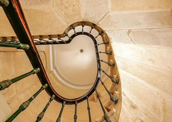 Chateau Couffins * Asques